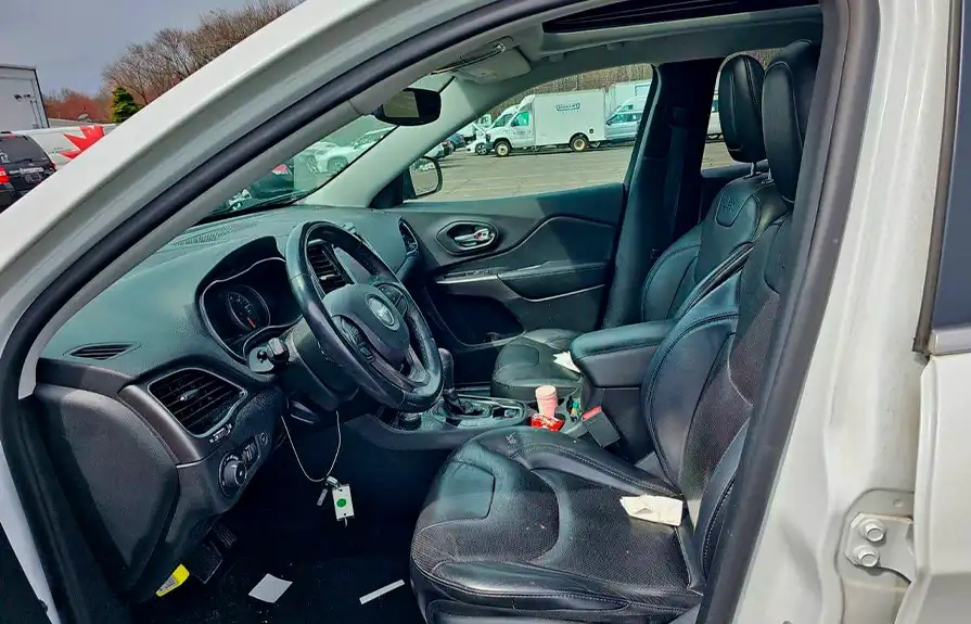 car-image