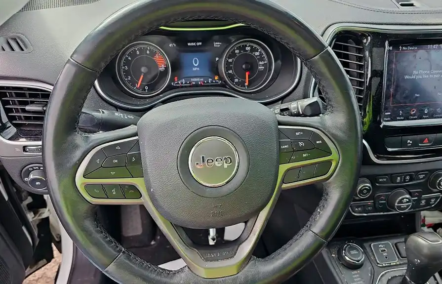 car-image